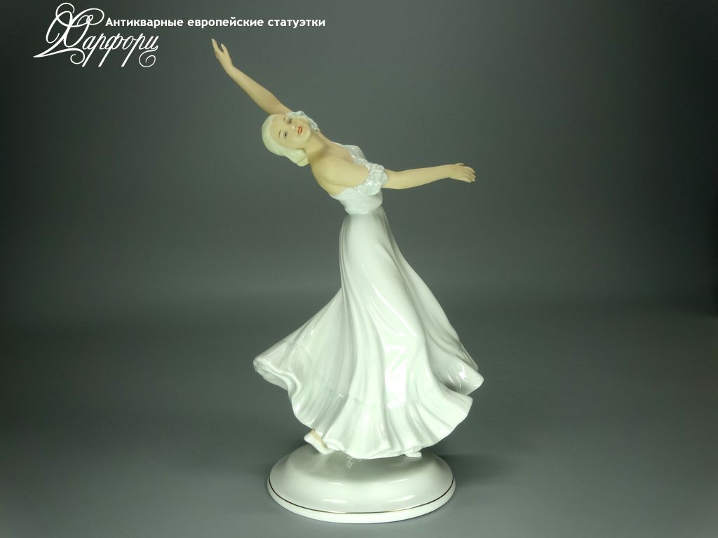 Купить фарфоровую статуэтку Schaubach Kunst Танцовщица